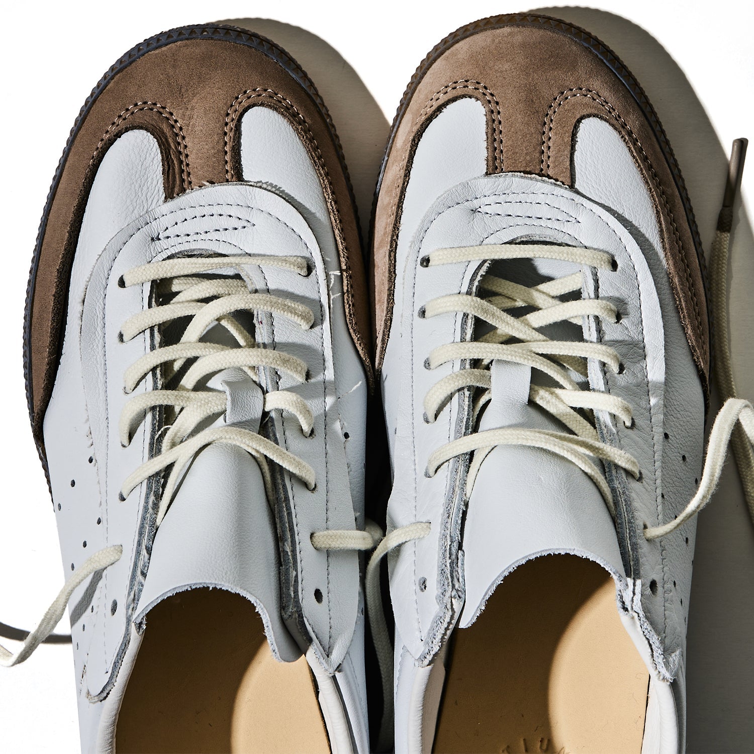 Adidas x INVINCIBLE Handball Spezial - INVINCIBLE