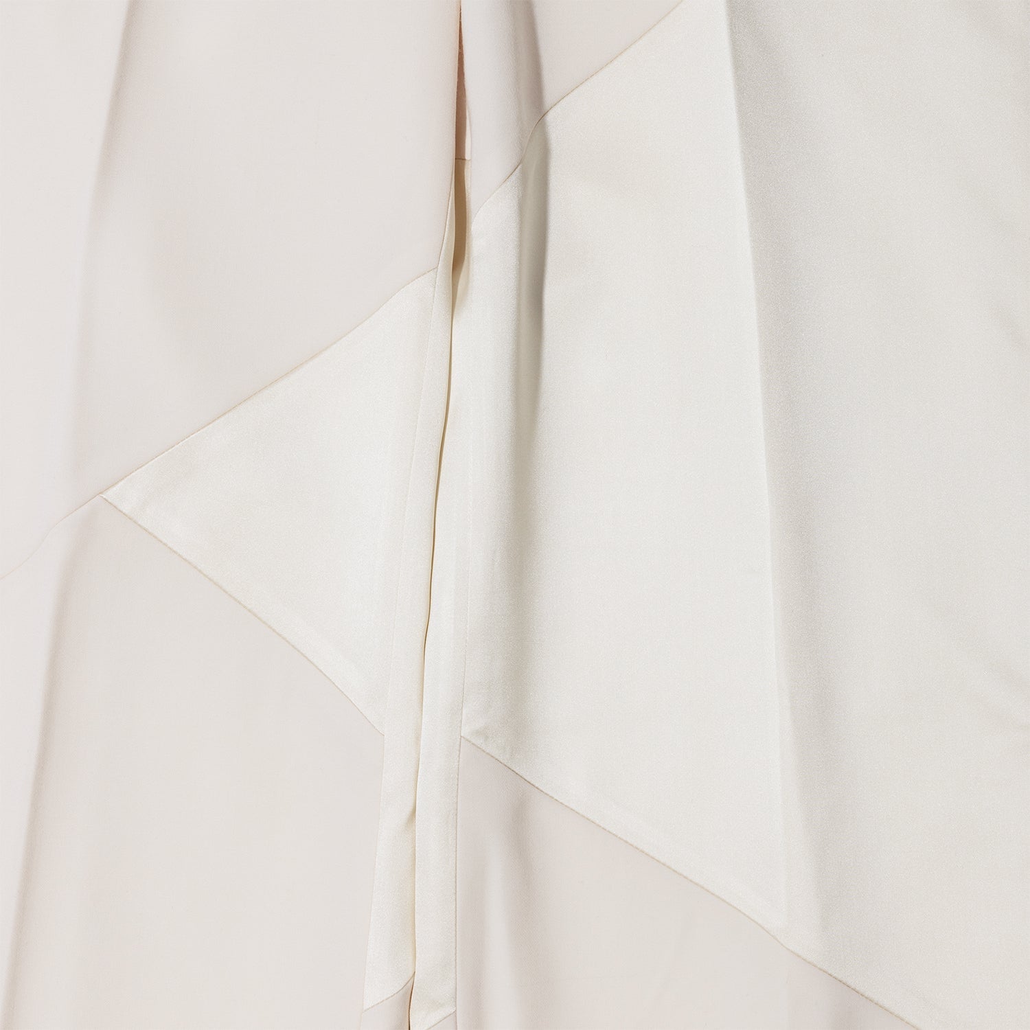 UC2C1504 Pants - INVINCIBLE