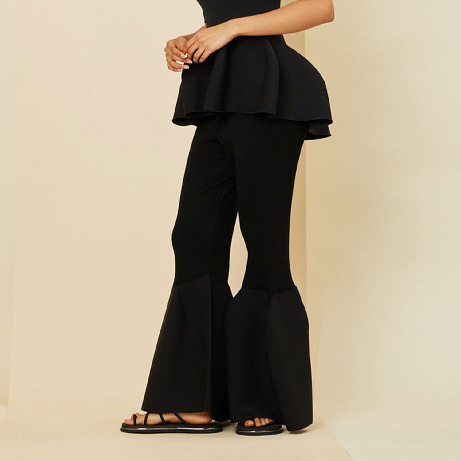 新品タグ付 CFCL POTTERY BELL BOTTOM PANTS POTTERY CUPRO BELL BOTTOM PANTS