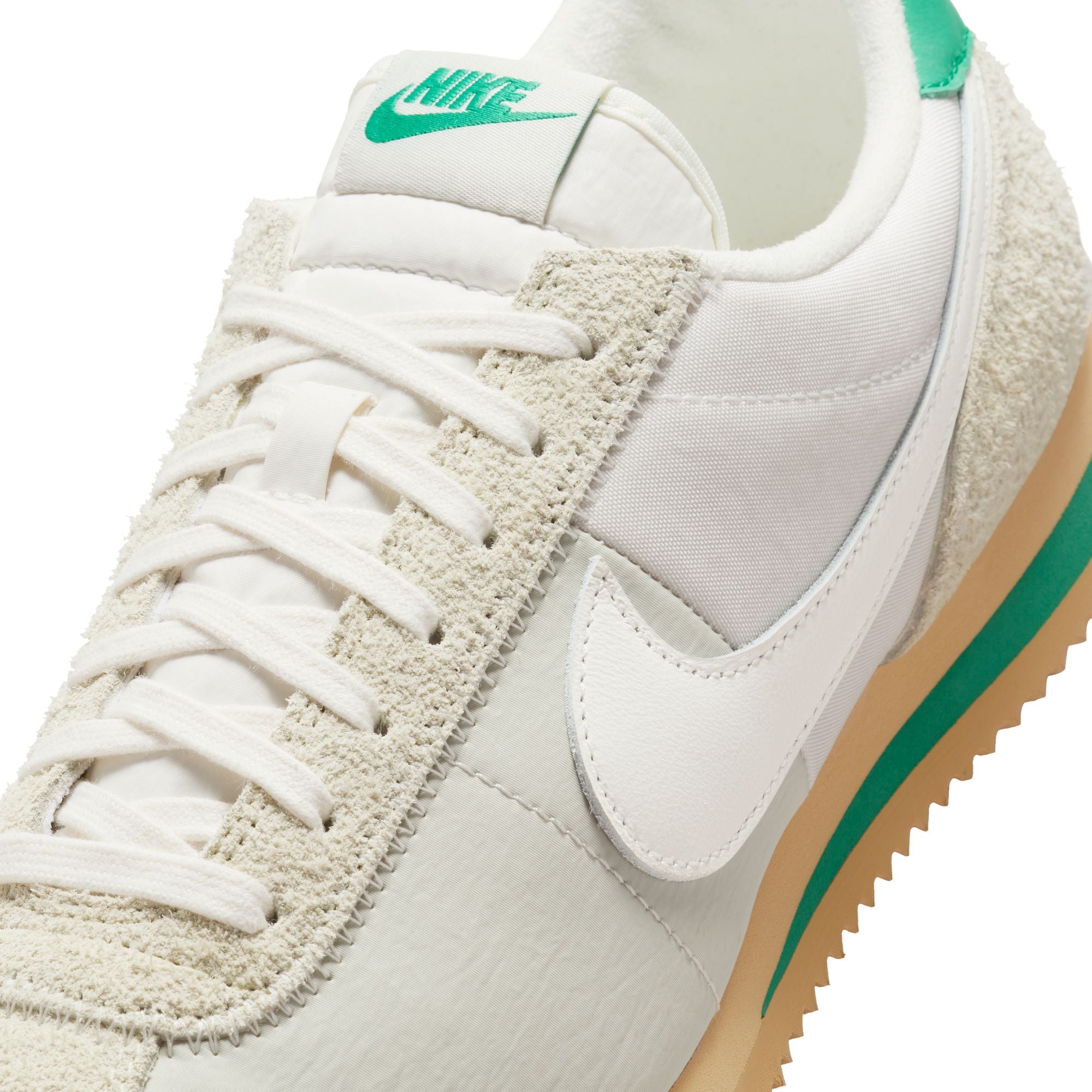 Classic cortez premium nike sales
