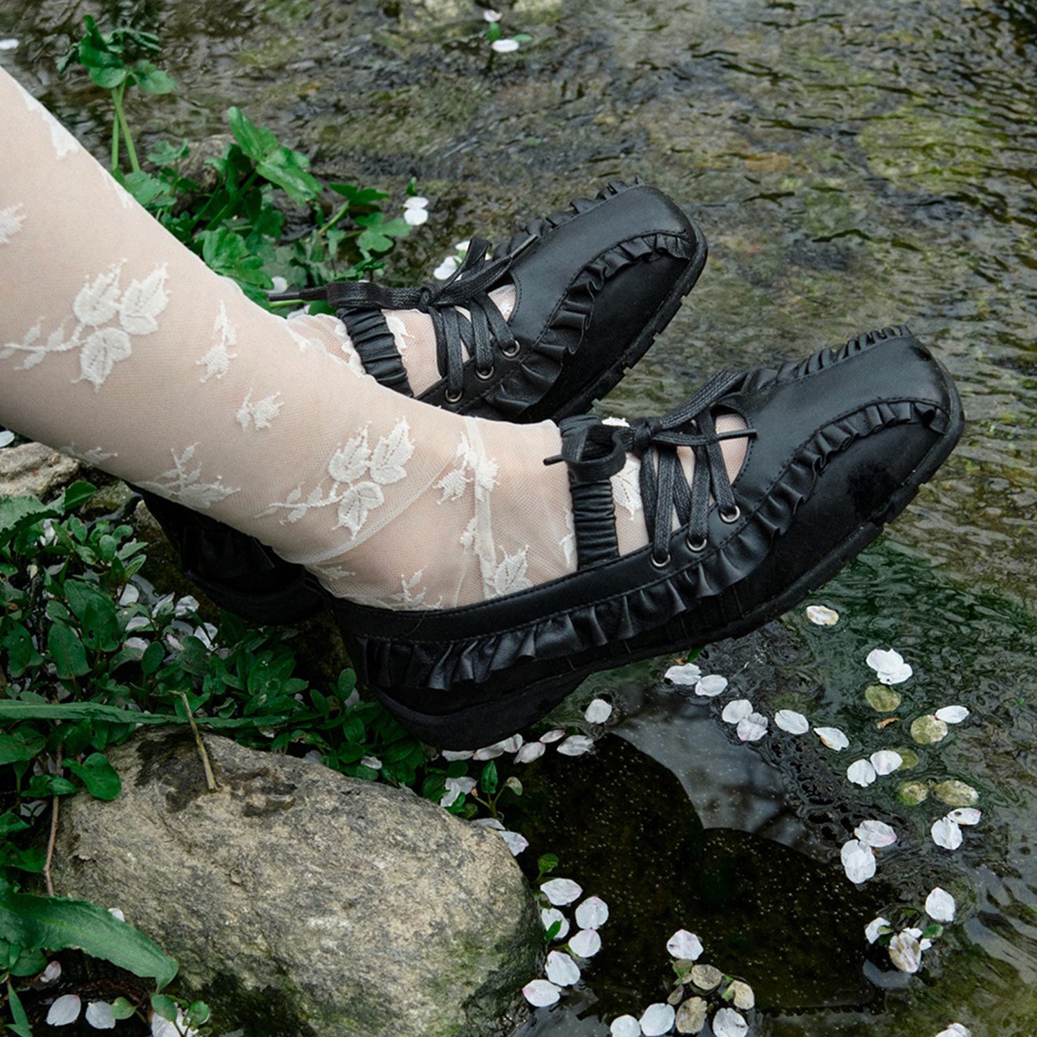 MINJUKIM x Rockfish Weatherwear Bliss Ruffle Sneakers – FRUITION