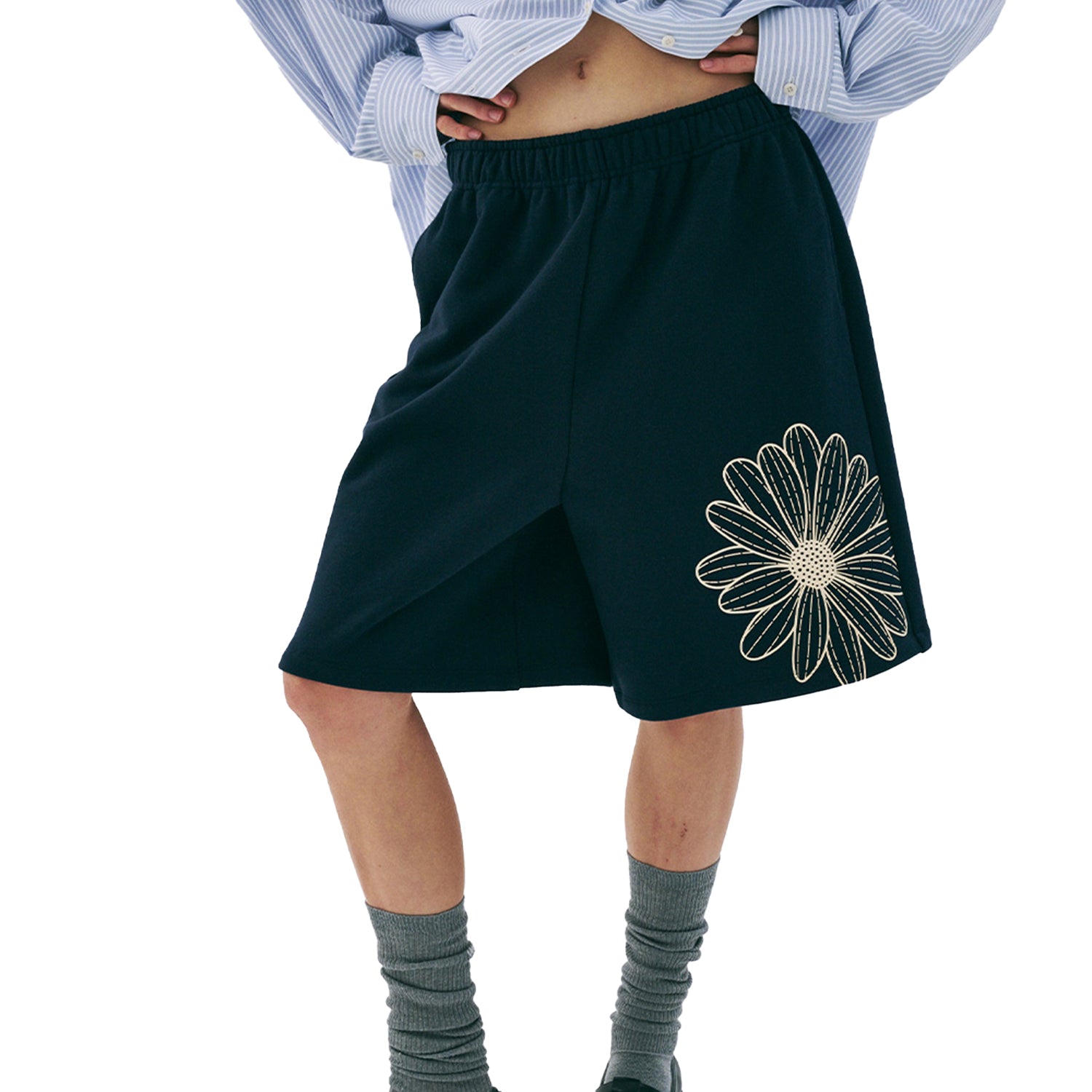 Oversized Sweat Bermuda Flower – FRUITION