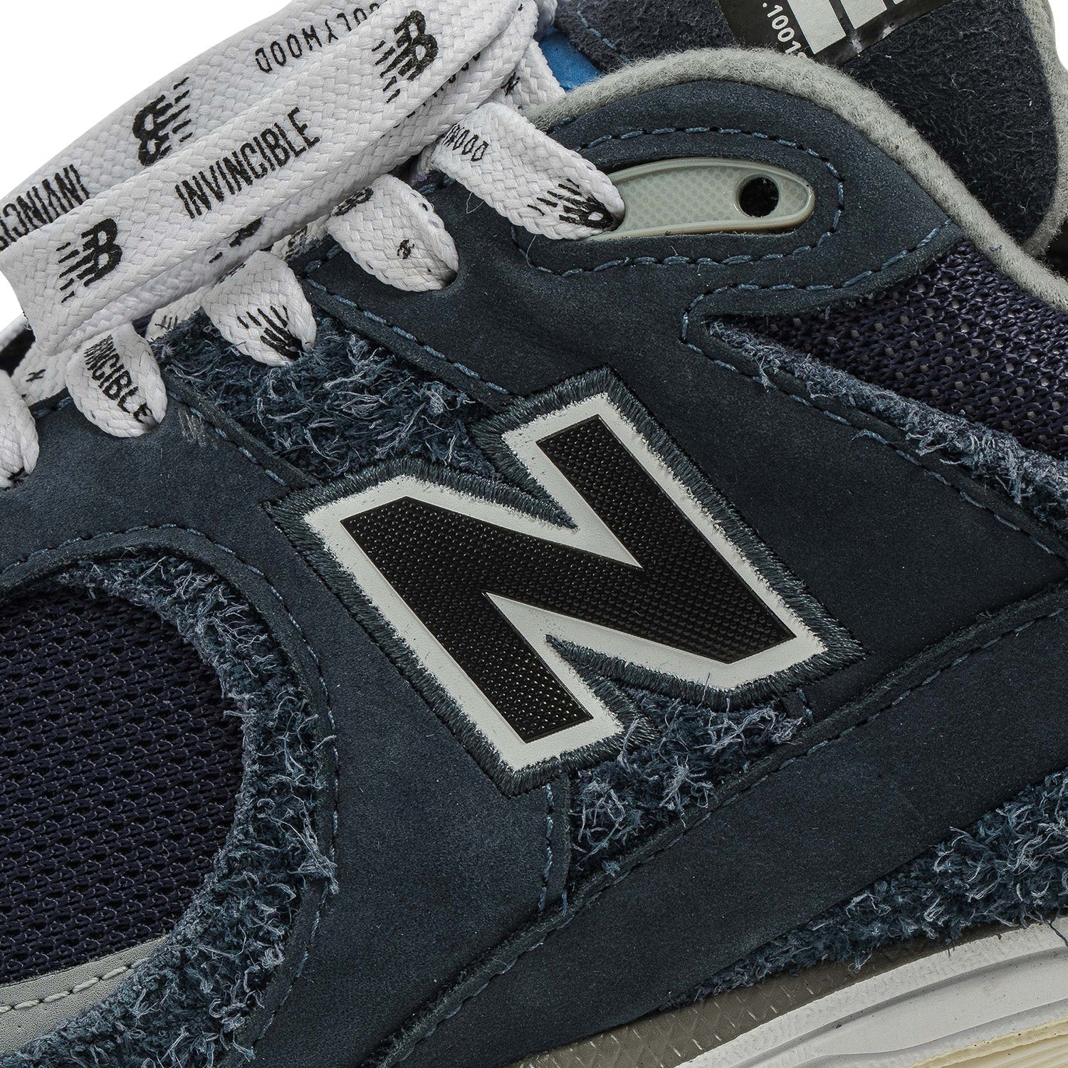2002R x INVINCIBLE x N.Hoolywood – FRUITION
